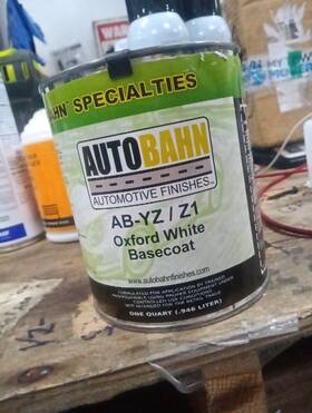 Autobahn Yz/71 Ford Oxford White Basecoat Yz / Z1 Quart 9161