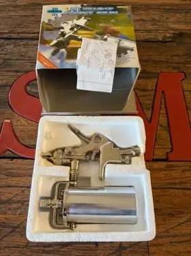 Cummins 753200011283 Vintage Air Touch Up Paint Spray Gun No. 1128 8oz Autobody New Cummins 753200011283 Vintage Air Touch Up Paint Spray Gun No. 1128 8oz Autobody New