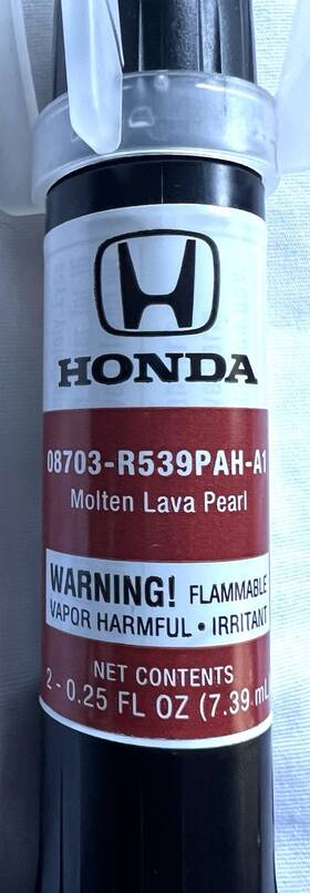 Honda 8703-r539pah-a1 08703-r539pah-a1 Molten Lava Pearl Touch Up Paint Kit Used Once
